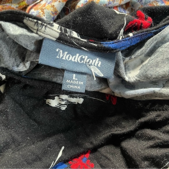 Modcloth Floral Fit And Flare Dress Womens Large Black Jersey Vneck - Picture 5 of 7